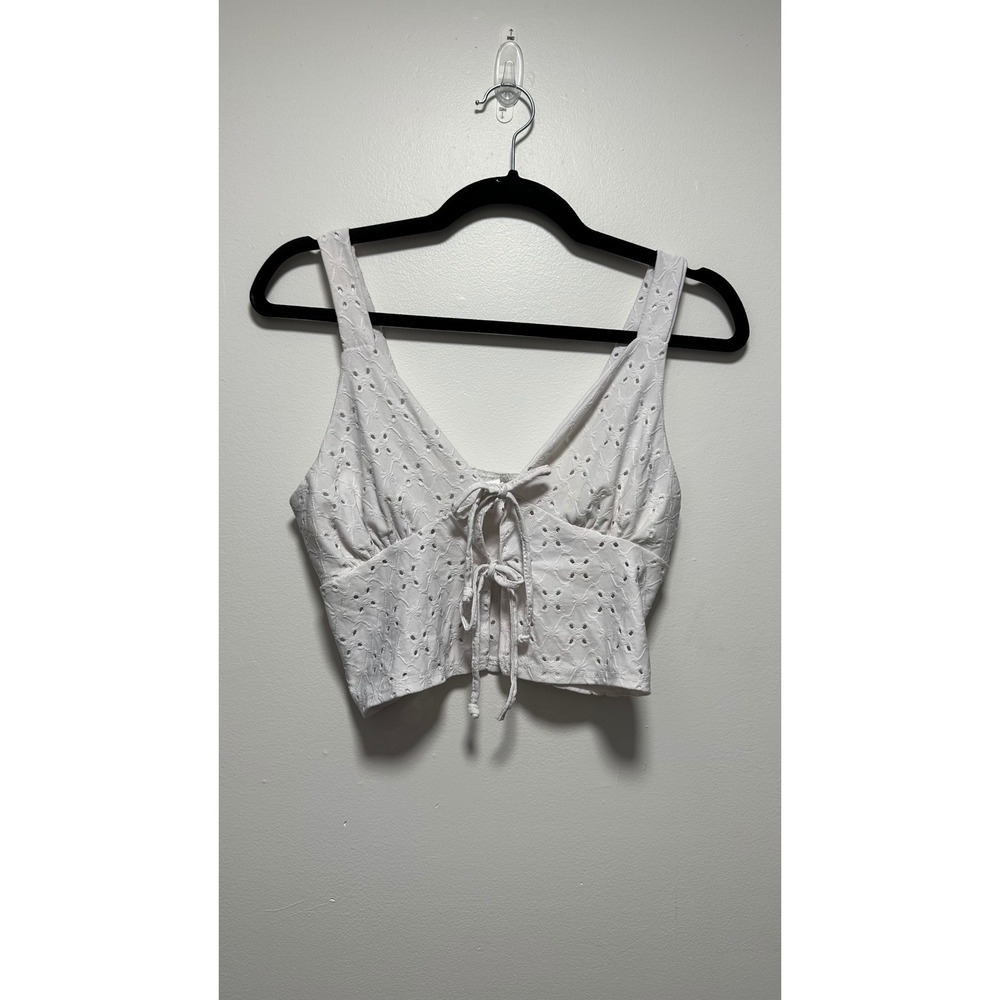 Livi by Olivia Rae White Eyelet Tie Front Crop Top Juniors Large